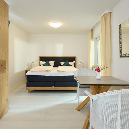 Thermen Appartements Gabriela, Appartement 24 Qm باد كروزنغن المظهر الخارجي الصورة